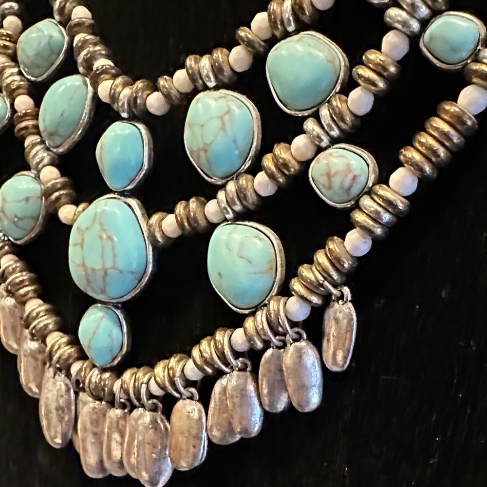 Lucky Brand Turquoise colored stone Multi-Strand Necklace - Picture 3 of 9